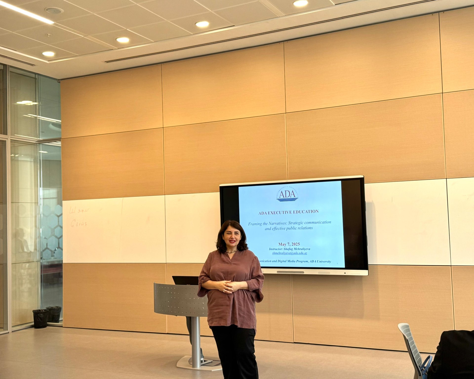 Ozbekistanin bir sira dovlet orqan ve qurumlarinin kommunikasiyaya mesul sexsleri ucun “Narrativlerin formalasdirilmasi: Strateji kommunikasiya ve ictimaiyyetle elaqelerde effektivlik” movzusunda seminar kecirilib