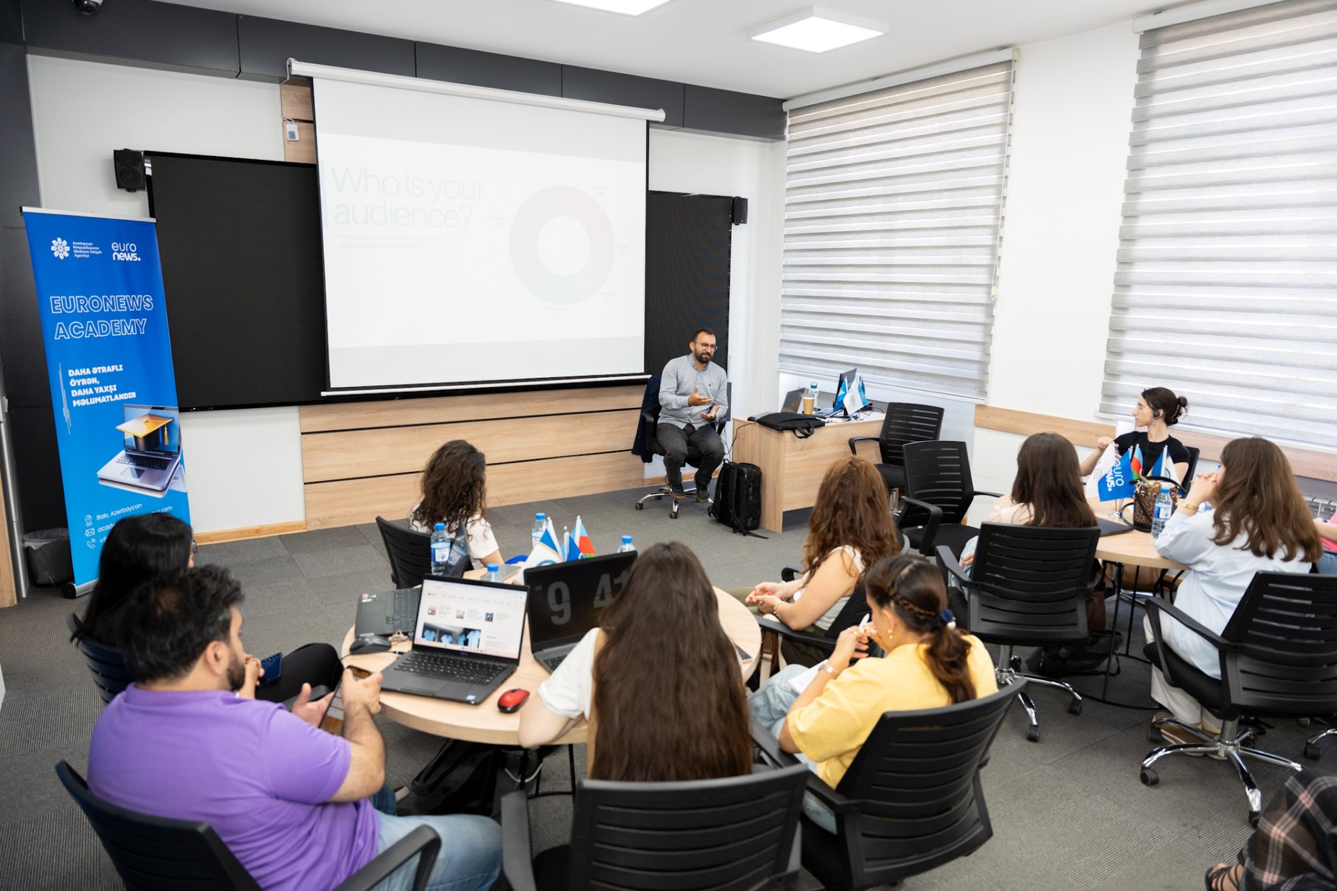 MEDIA Agentliyi ve &ldquo;Euronews&rdquo; telekanalinin birge emekdasligi cercivesinde &ldquo;Reqemsal Jurnalistika&rdquo; movzusunda telim proqrami ugurla davam edir
