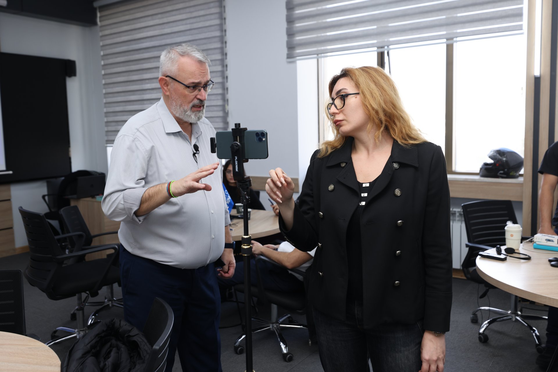 &ldquo;Euronews Academy&rdquo; cercivesinde teskil olunan &ldquo;Reqemsal Jurnalistika (&ldquo;Digital Journalism&rdquo;)&rdquo; movzusunda telim proqrami ugurla yekunlasib