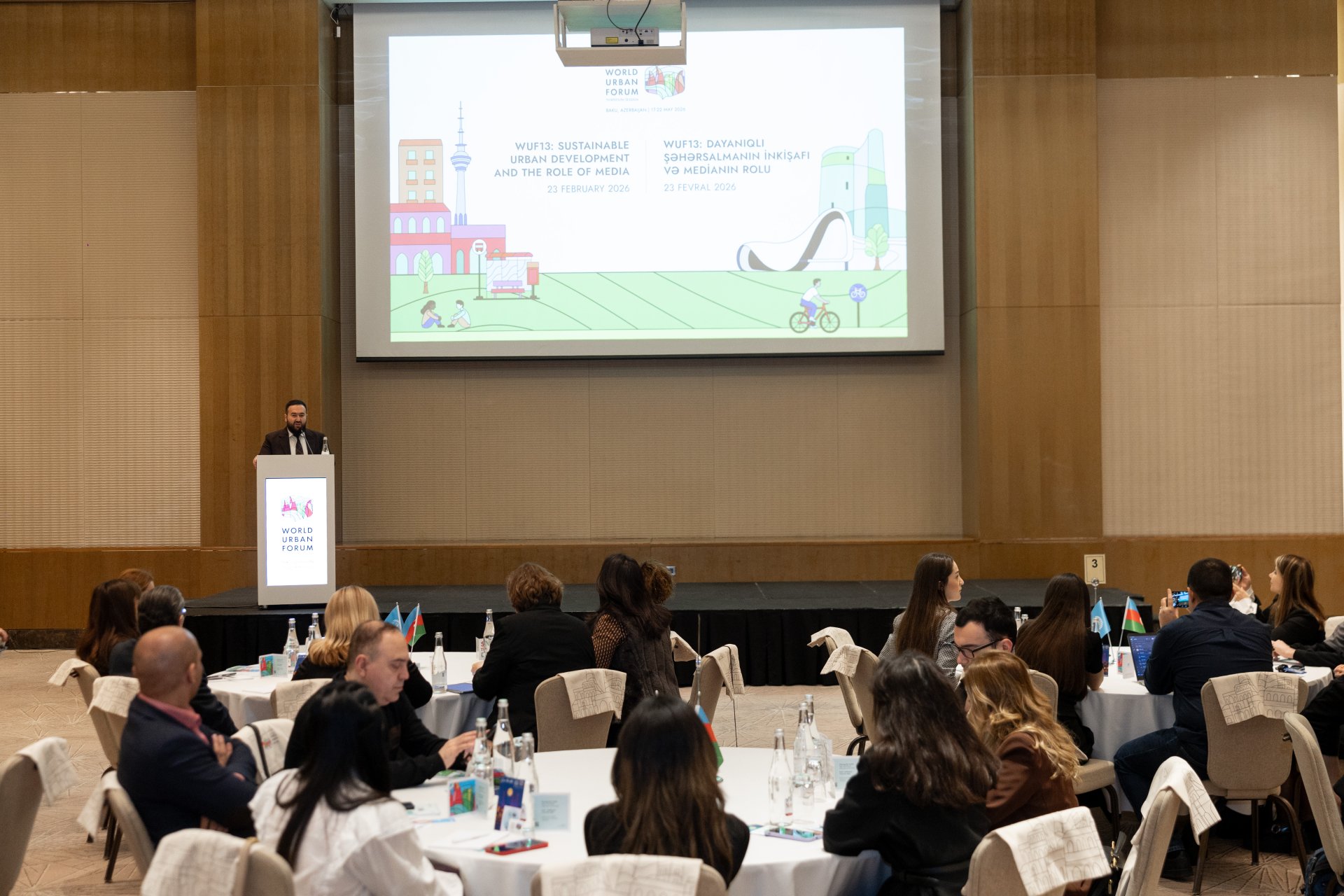 Media numayendeleri ucun WUF13 haqqinda melumatlandirma sessiyasi kecirilib