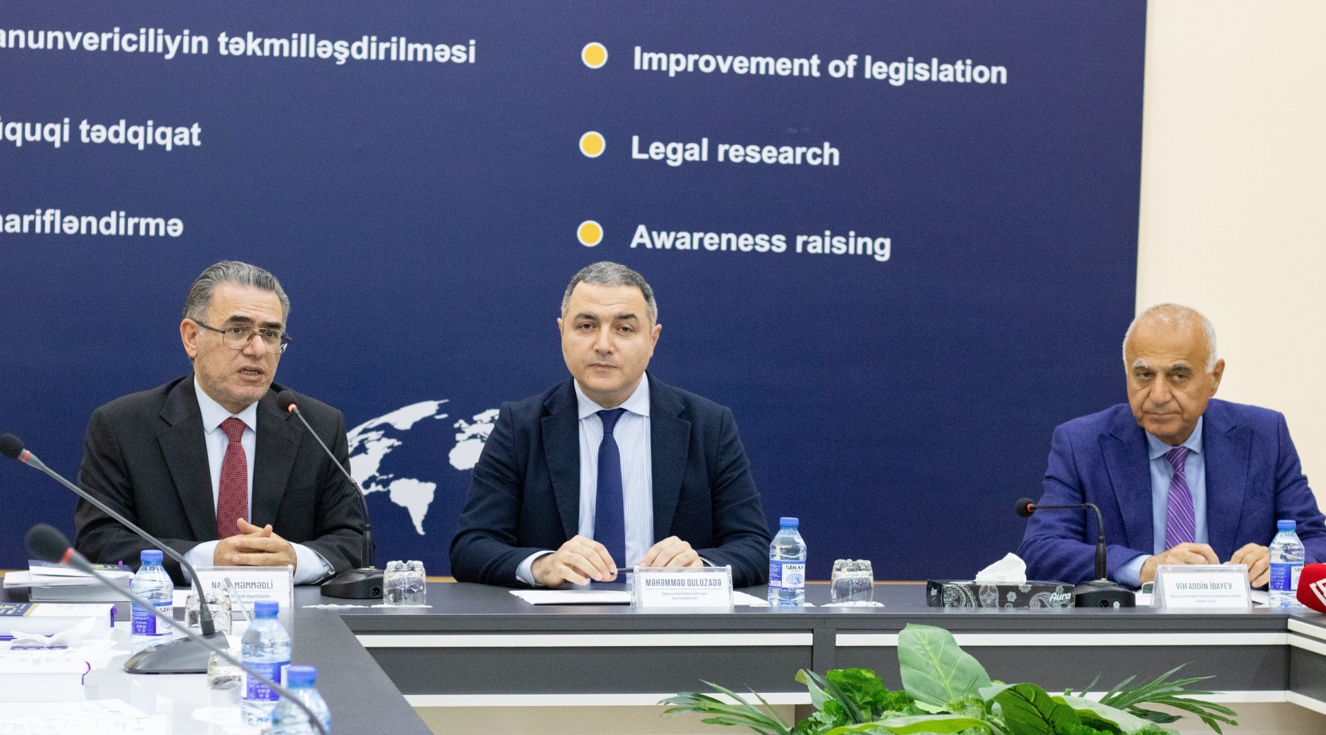 Media numayendeleri ucun insan huquqlarinin qorunmasina dair maariflendirici sessiya kecirilib