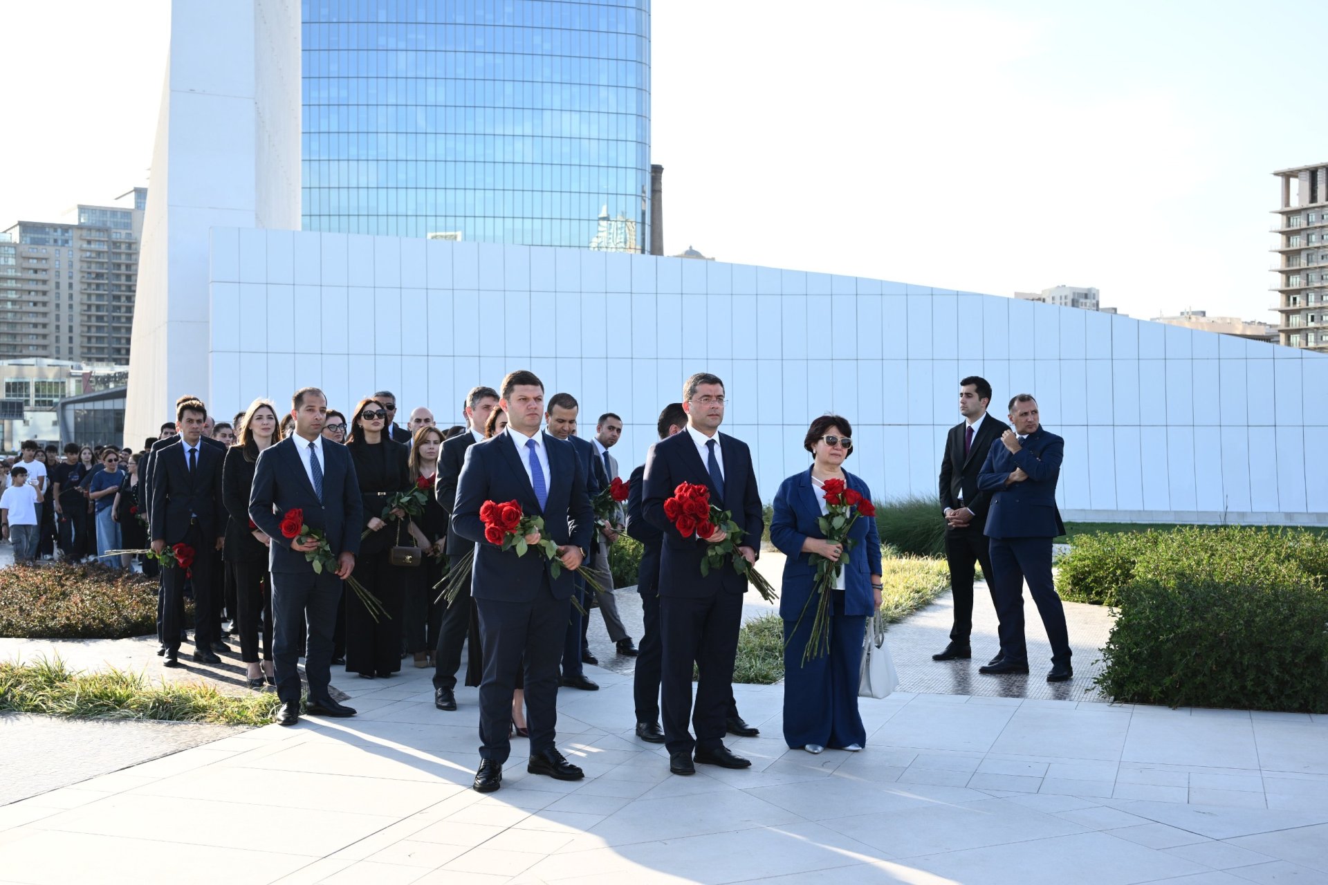 Media ve Yayim Surasinin kollektivi Zefer parkini ziyaret edib