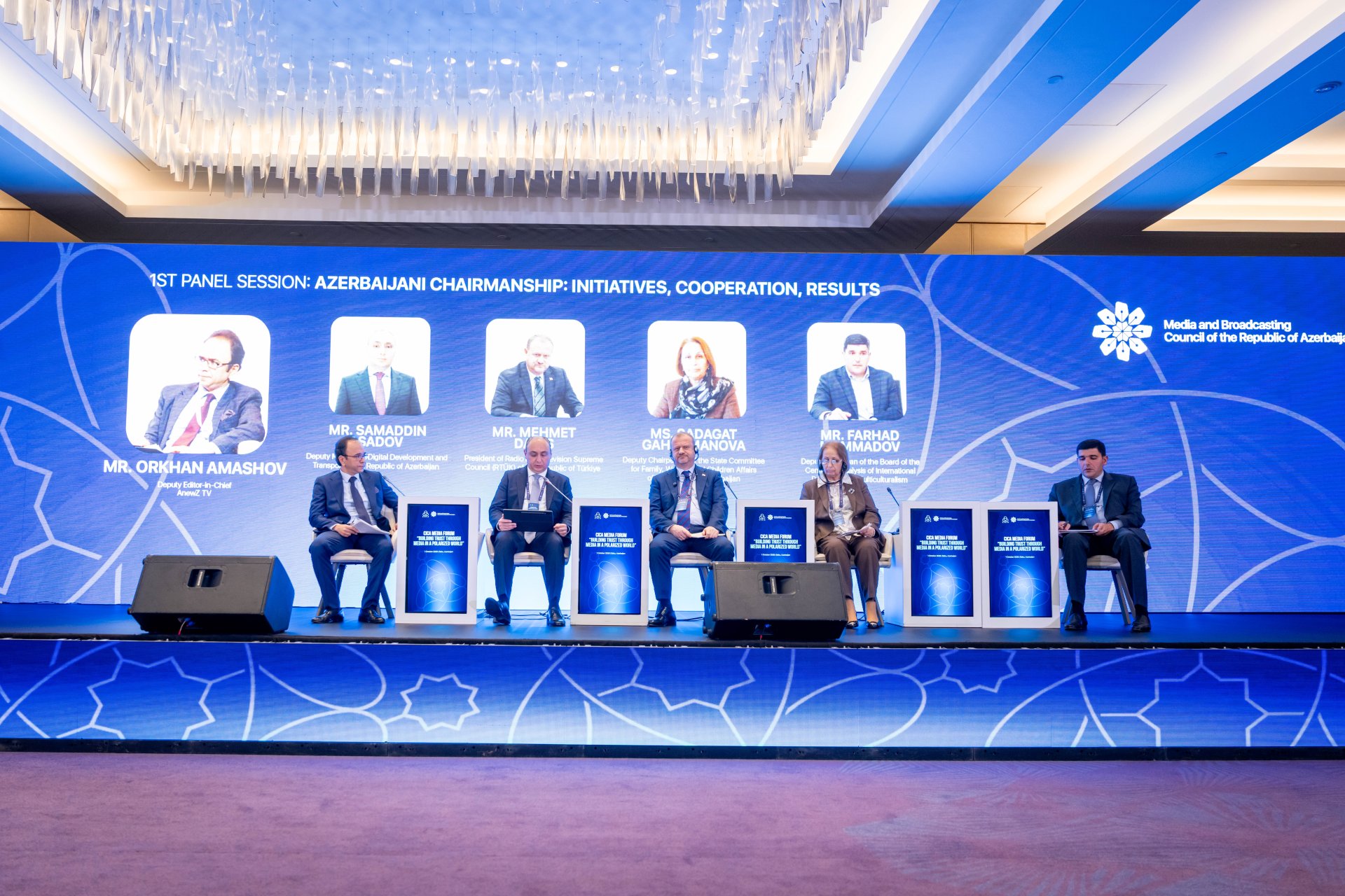 AQEM Media Forumu cercivesinde &ldquo;Azerbaycanin sedrliyi: tesebbusler, emekdasliq, neticeler&rdquo; movzusunda panel sessiya teskil edilib