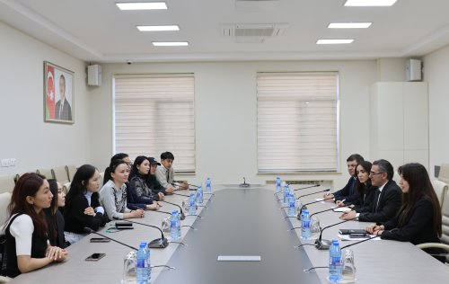 Medianin Inkisafi Agentliyinde Monqolustan numayende heyeti ile gorus kecirilib