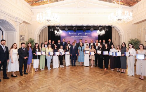 Enerji Dialoqu Platformasi cercivesinde genc media numayendeleri ucun teskil olunan silsile melumatlandirma sessiyalari basa catib