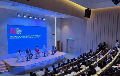 Reqemsal platformalarda tehlukesiz informasiya muhiti: Muasir cagirislar ve vacib heller